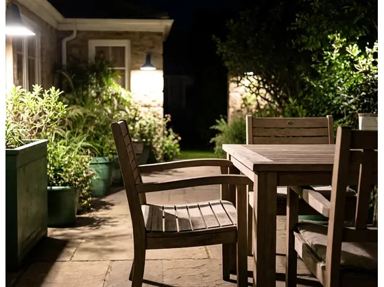 foto giardino illuminato