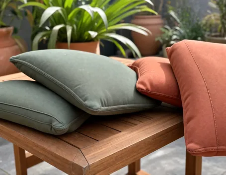 Perché salvia e terracotta stanno bene insieme anche in giardino