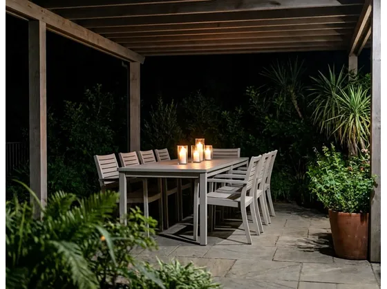 foto giardino illuminato