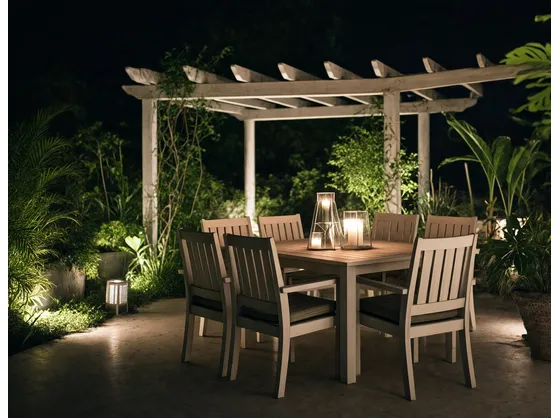 foto giardino illuminato