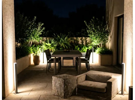foto giardino illuminato