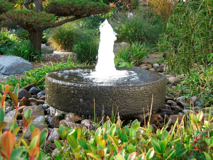 çamur çim Çiğ  Fontane da giardino - fontane - modelli e consigli per fontane da giardino