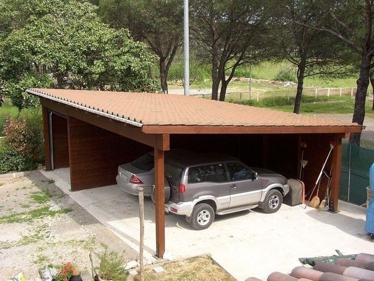 tettoia per auto in legno lamellare
