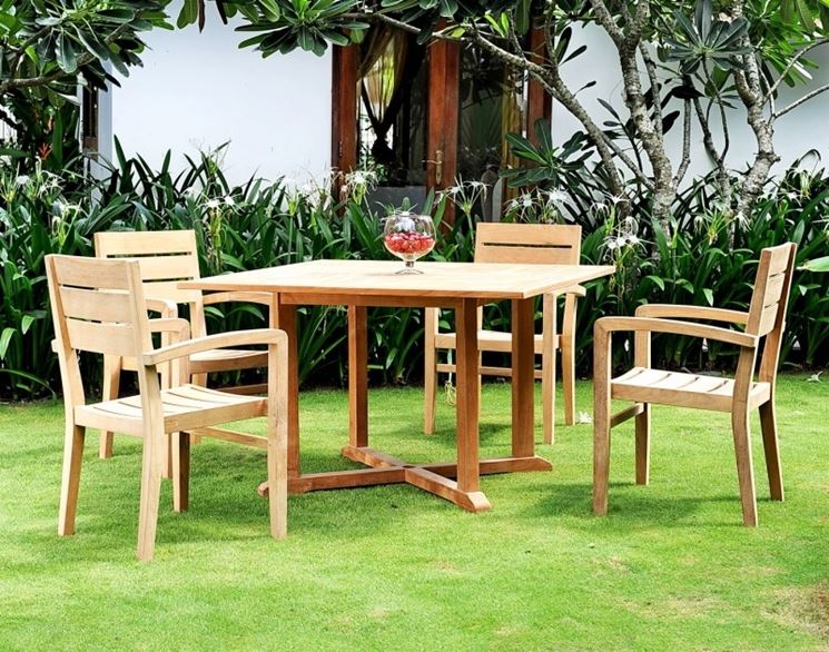 mobili per giardino