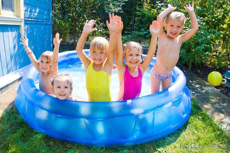 Piscine gonfiabili in giardino